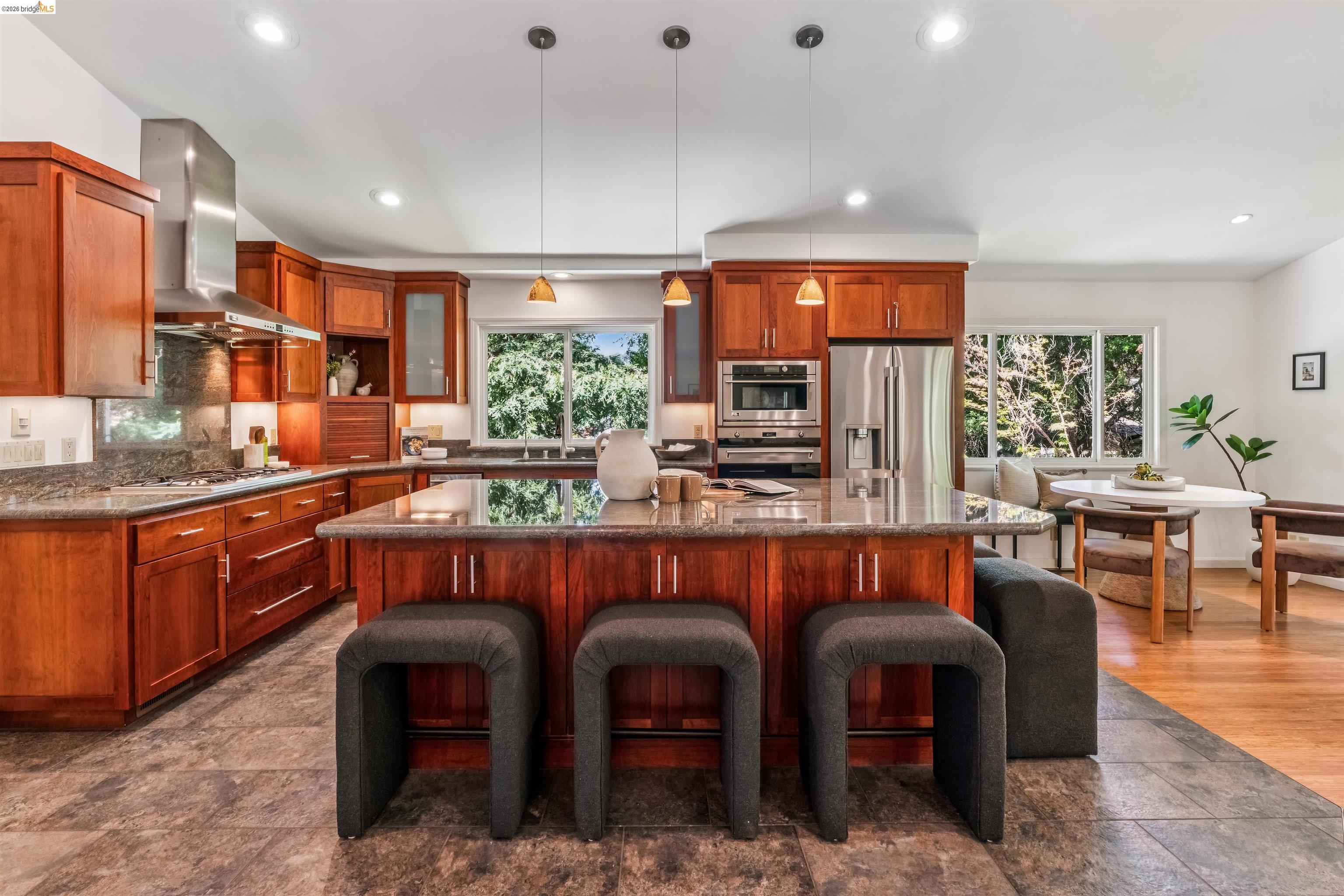 1035 North Thompson Road Lafayette, CA 94549 - Photo 11 of 59