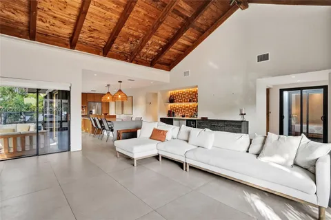 $699,000 | 20435 Northeast 10th Court, Miami, FL 33179