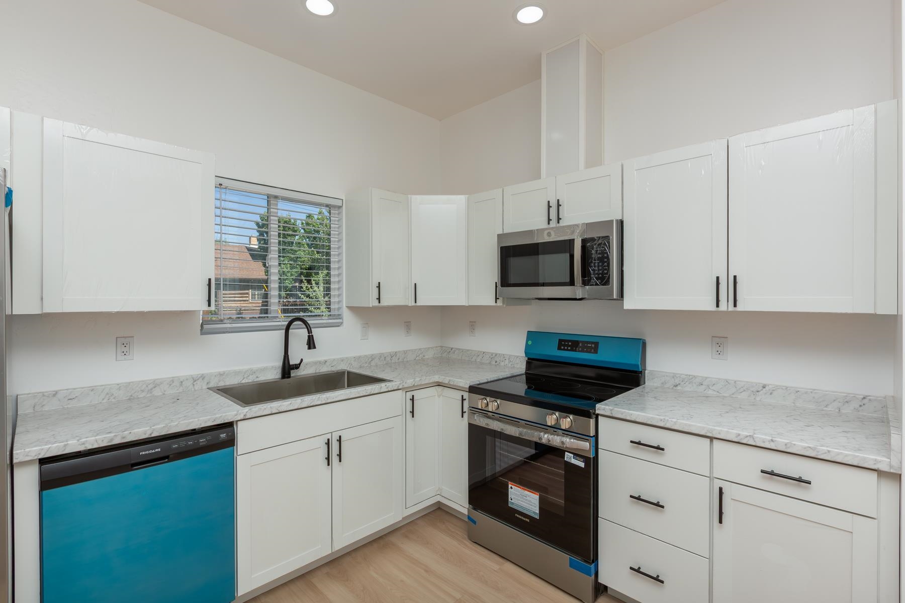 385 1/2 27 1/2 Road Grand Junction, CO 81501 - Photo 8 of 28