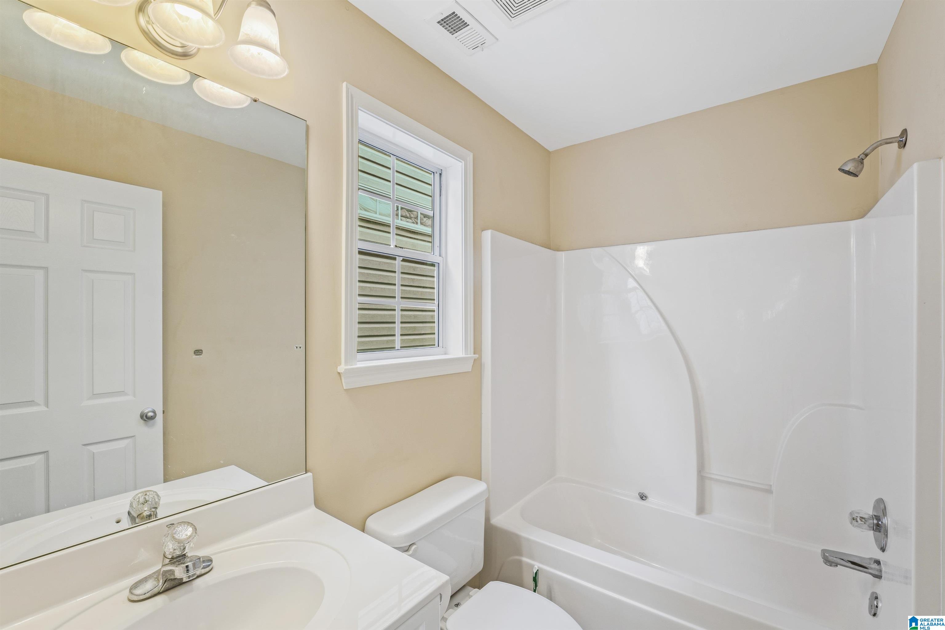 214 Calloway Lane Pelham, AL 35124 - Photo 29 of 32