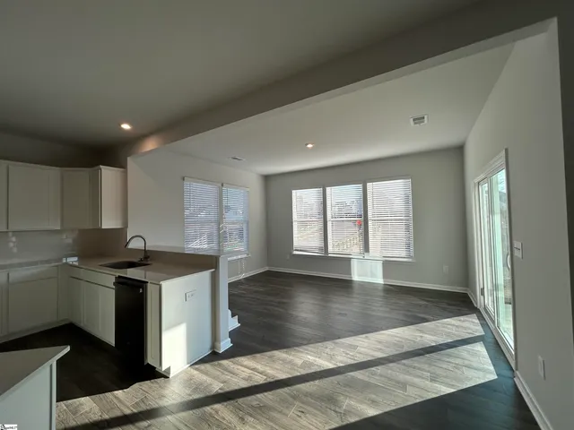 $445,095 | 18 Stumphouse Street, Greenville, SC 29607