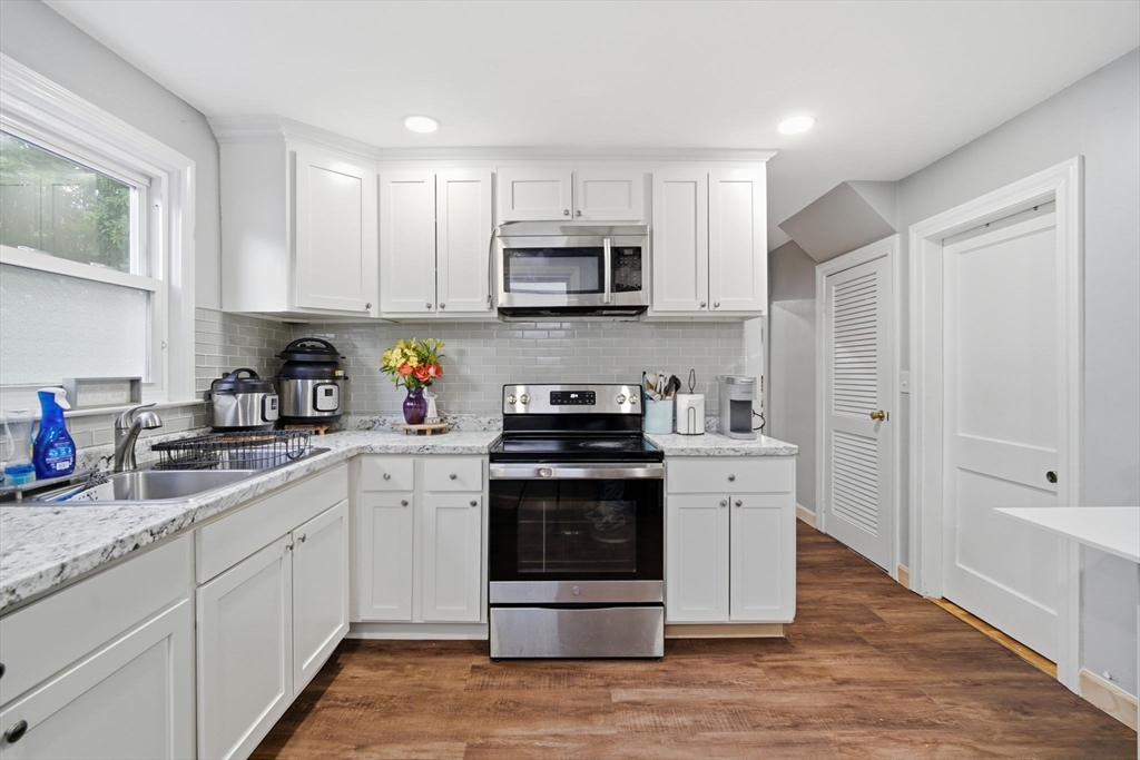 1682 North Main Street Palmer, MA 01069 - Photo 12 of 31