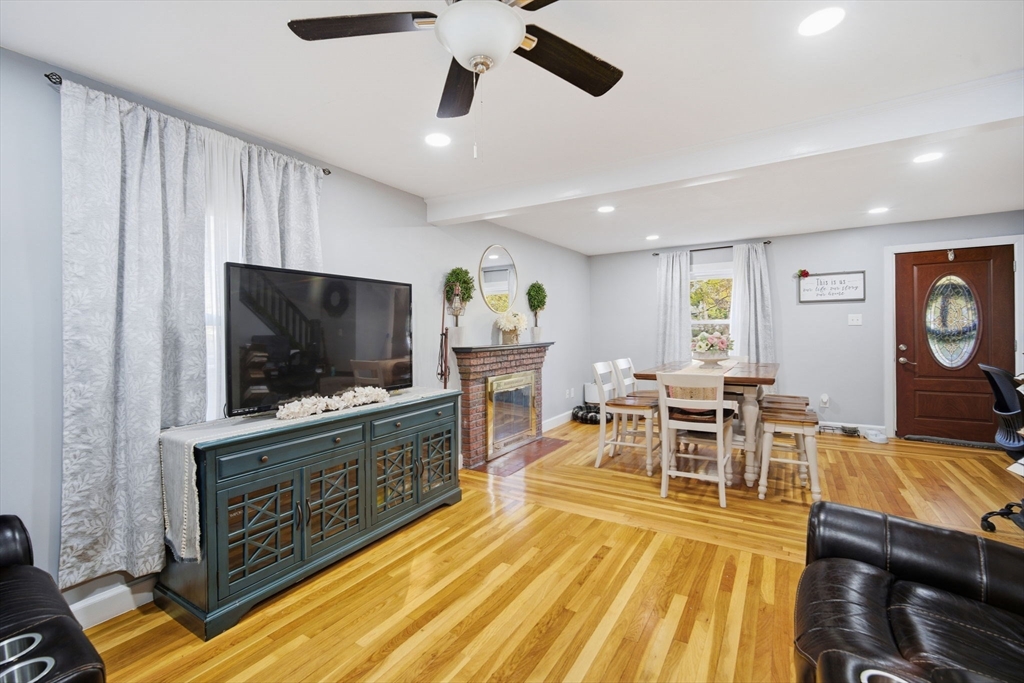 1682 North Main Street Palmer, MA 01069 - Photo 5 of 31