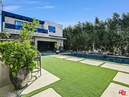 $4,295,000 | 537 North Alta Vista Boulevard, Los Angeles, CA 90036
