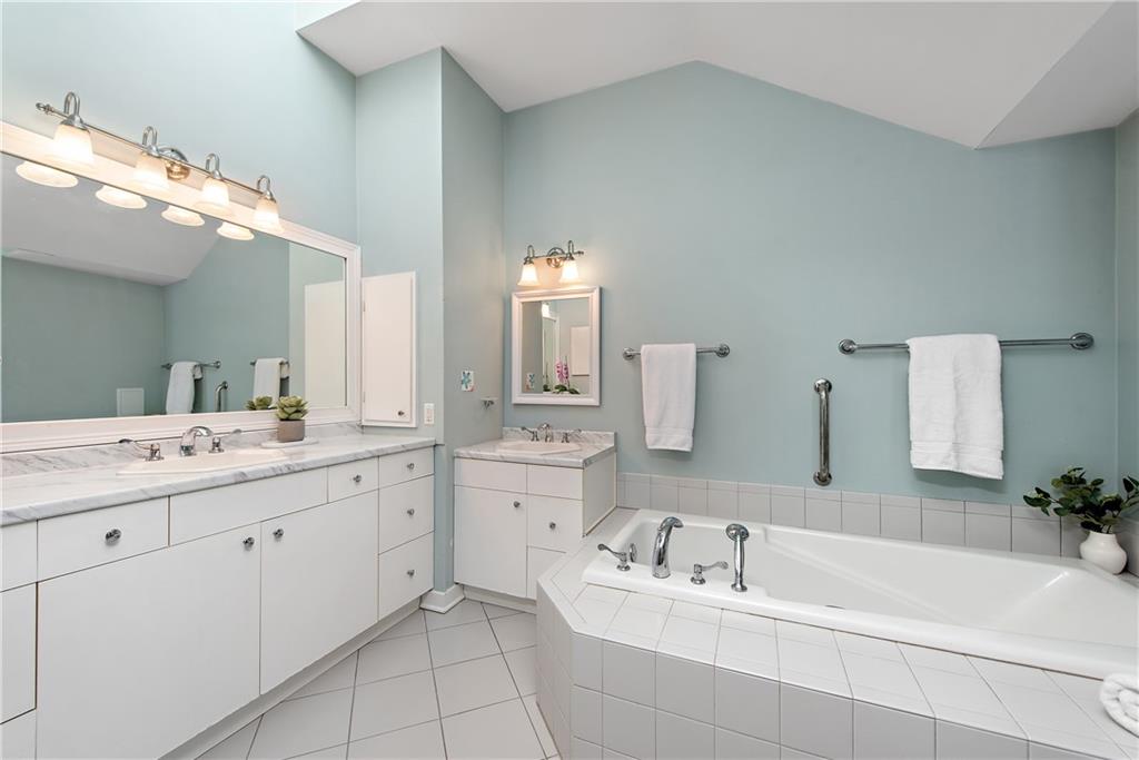 2320 Clearvue Road Pittsburgh, PA 15237 - Photo 13 of 24 Gallery Image 13