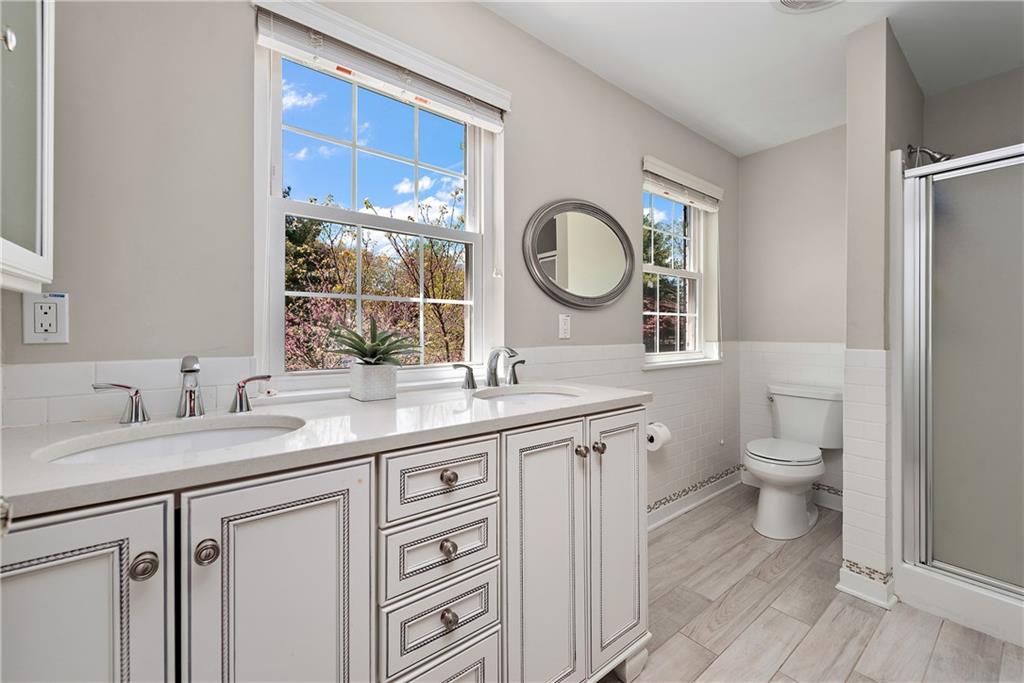 2320 Clearvue Road Pittsburgh, PA 15237 - Photo 21 of 24 Gallery Image 21