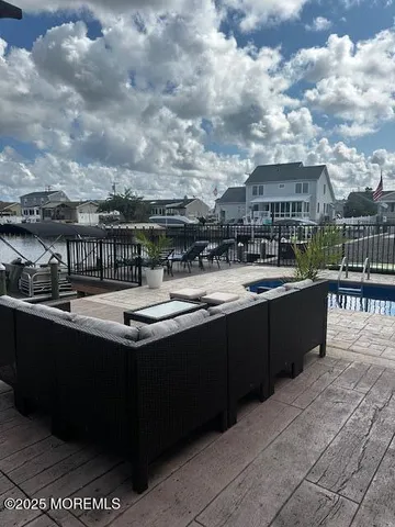 a view of a storage & utility room