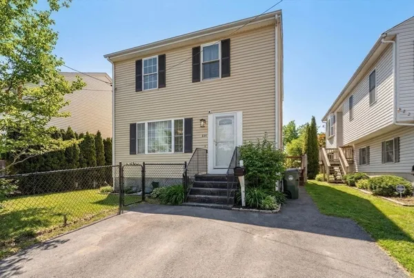 $539,000 | 231 Lapham Street, Fall River, MA 02721