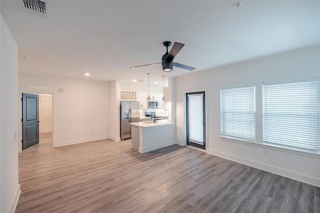 $3,198 | 1420 Lakefront Drive, Unit 6111, Sarasota, FL 34240