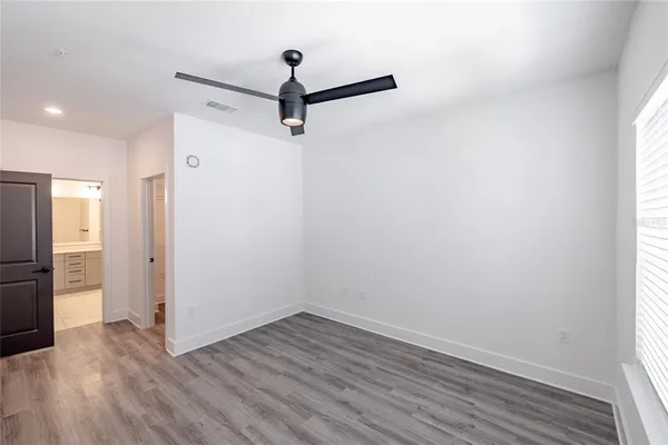 $3,536 | 1420 Lakefront Drive, Unit 6111, Sarasota, FL 34240