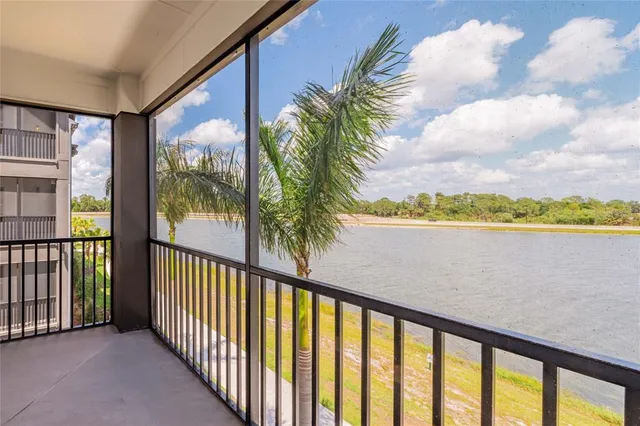 $3,198 | 1420 Lakefront Drive, Unit 6111, Sarasota, FL 34240