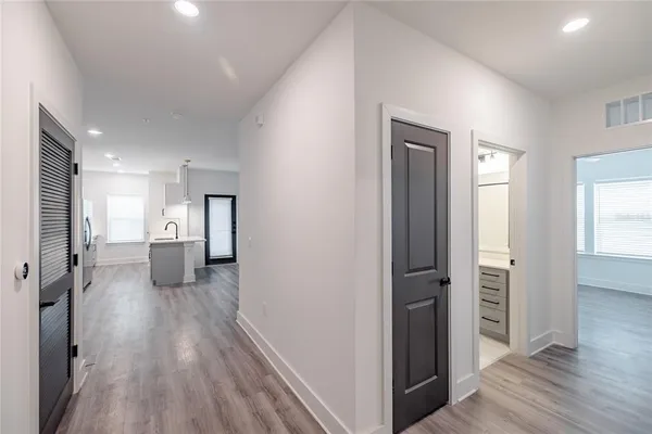 $3,536 | 1420 Lakefront Drive, Unit 6111, Sarasota, FL 34240