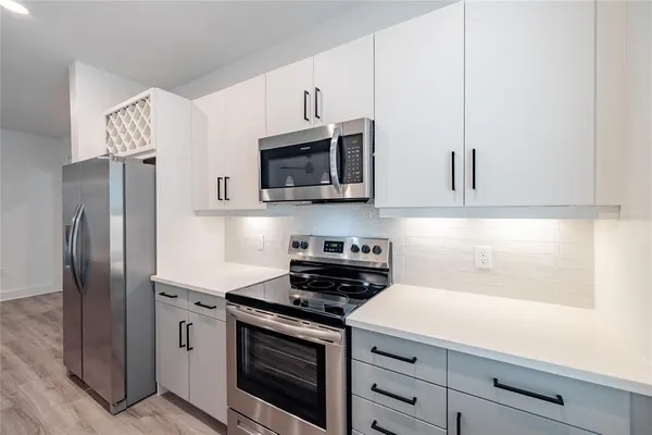 $3,536 | 1420 Lakefront Drive, Unit 6111, Sarasota, FL 34240