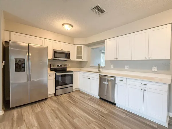 $3,100 | 13788 84th Terrace North, Seminole, FL 33776
