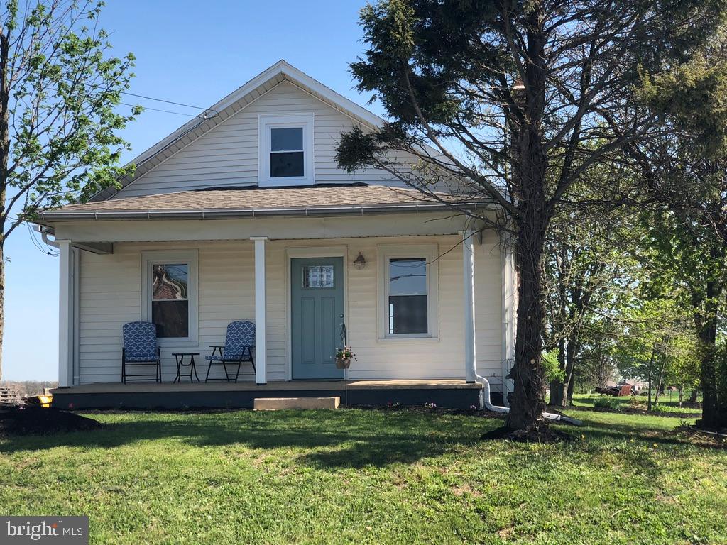 2155 Windsor Road Windsor, PA 17366 - Photo 3 of 26