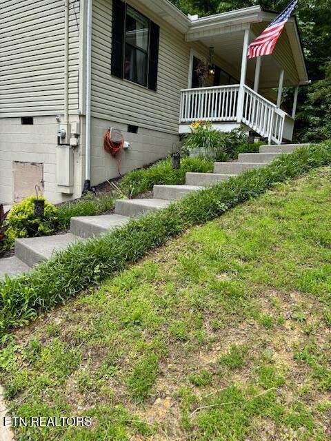 215 Vann Drive Harriman, TN 37748 - Photo 3 of 30 IMG_2478