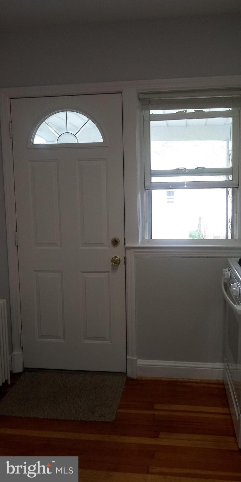 901 Elm Ridge Avenue Baltimore, MD 21229 - Photo 22 of 57 Kitchen door.