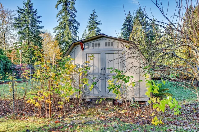 $580,000 | 12161 South Keyport Road Northeast, Poulsbo, WA 98370