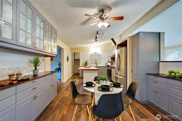 $580,000 | 12161 South Keyport Road Northeast, Poulsbo, WA 98370