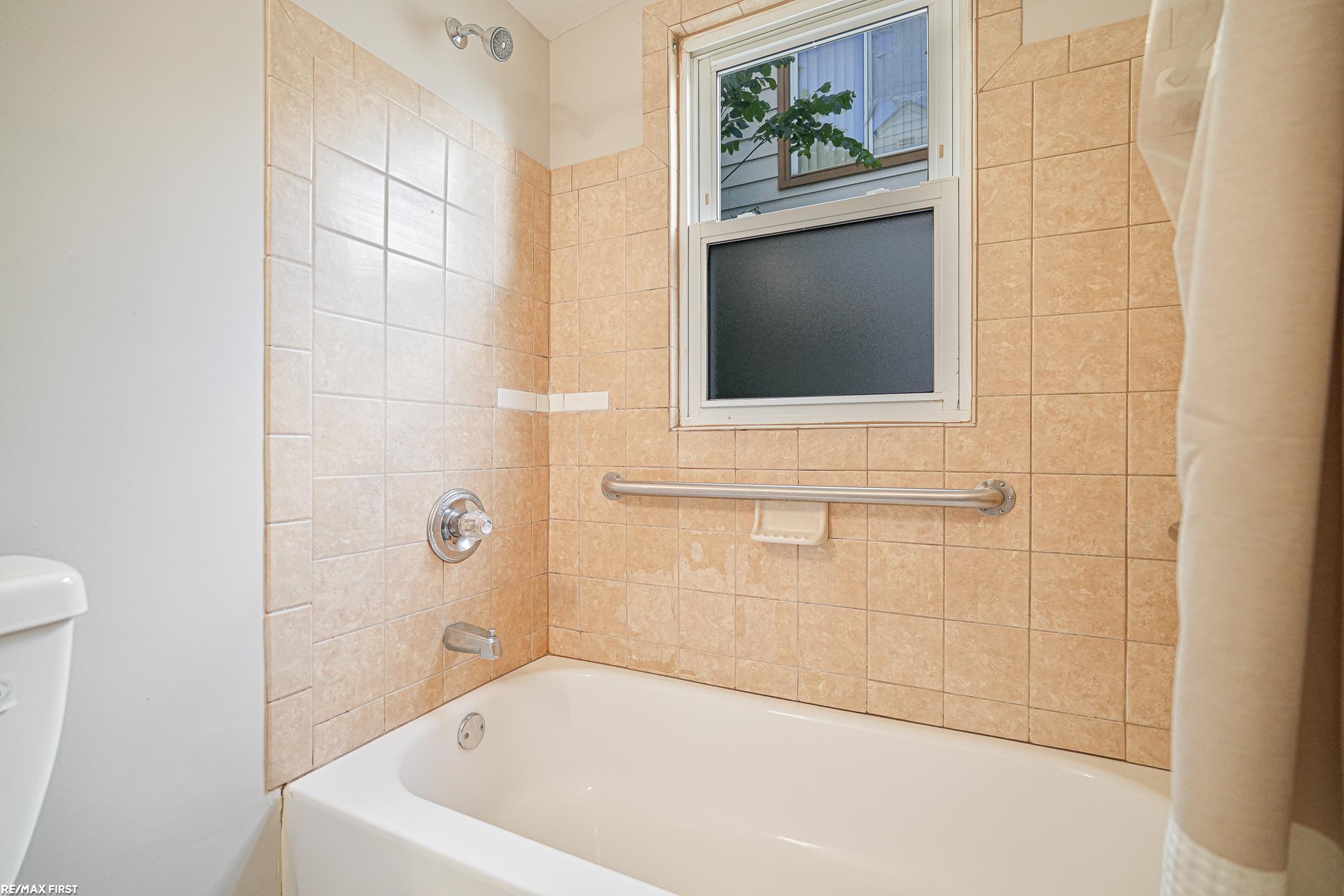 21716 Rausch Avenue Eastpointe, MI 48021 - Photo 20 of 25