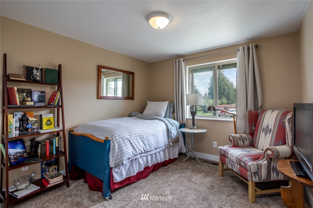 700 Haddon Road Anacortes, WA 98221 - Photo 14 of 40 Gallery Image 14