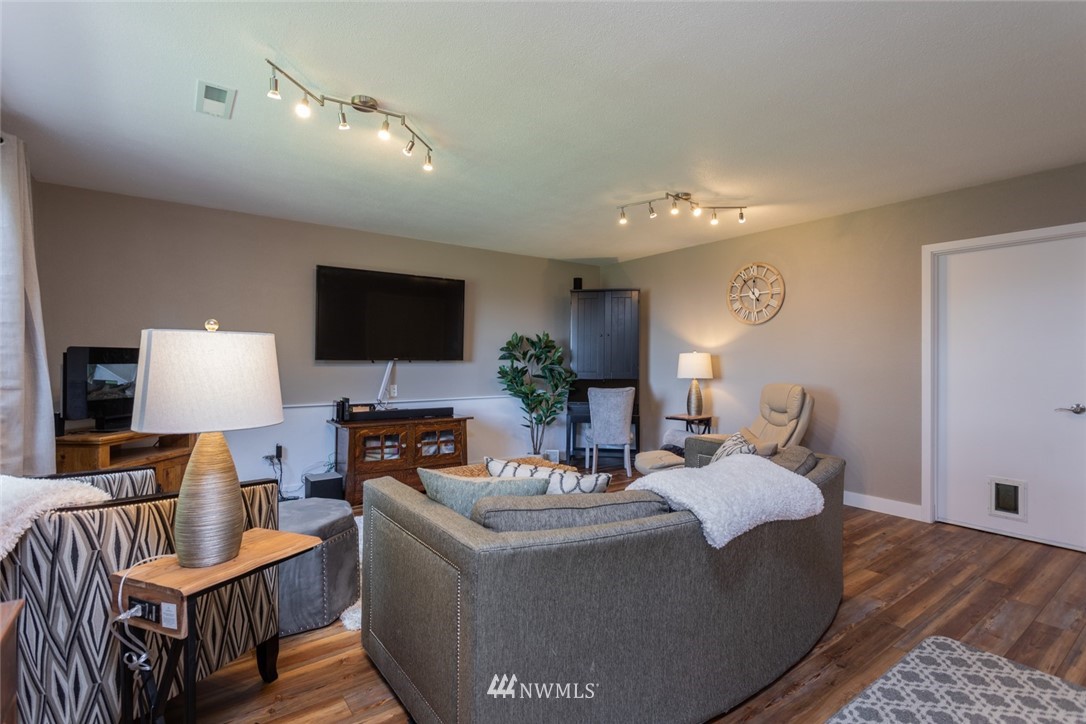 700 Haddon Road Anacortes, WA 98221 - Photo 16 of 40 Gallery Image 16