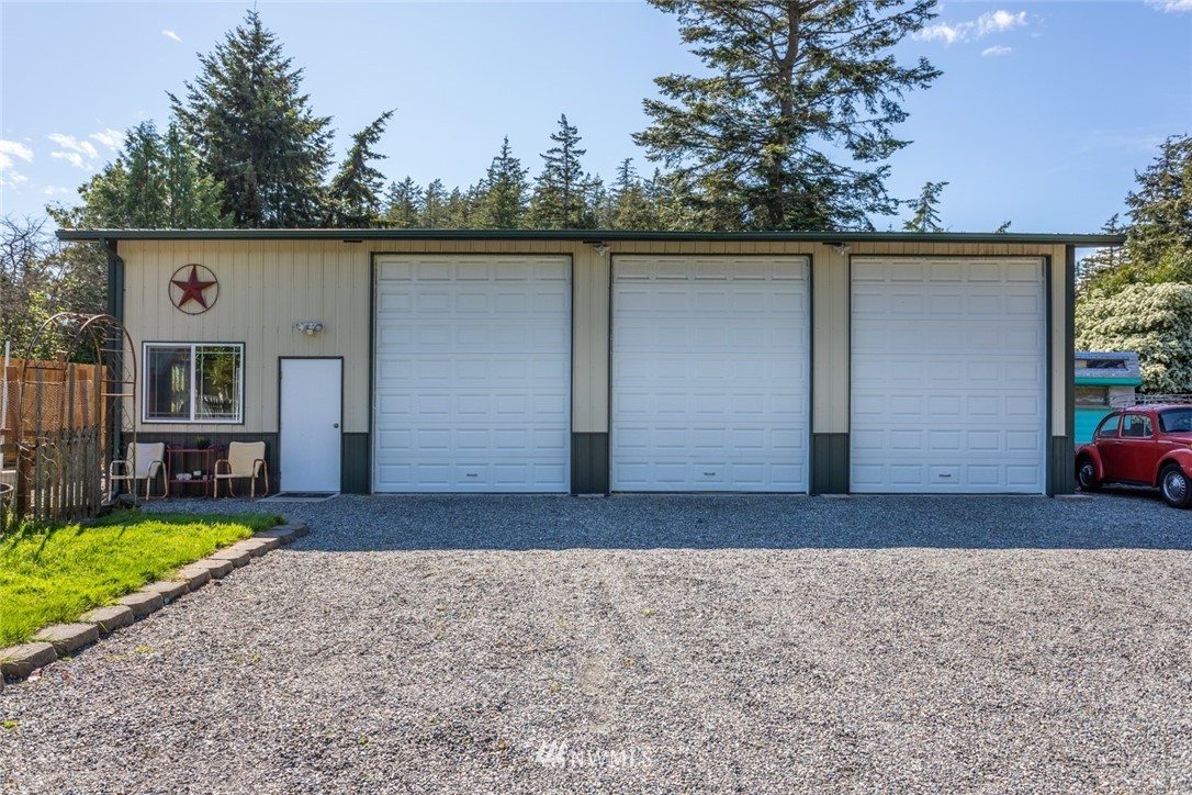 700 Haddon Road Anacortes, WA 98221 - Photo 4 of 40 Gallery Image 4