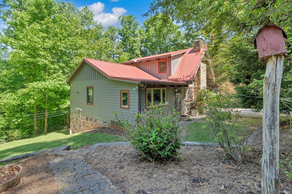 5750 Bandy Road Roanoke, VA 24014 - Photo 2 of 83 02-MIB00279