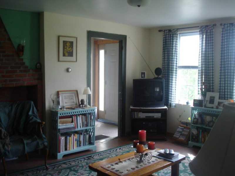 64 Erskine Road Windsor, ME 04363 - Photo 9 of 32 Living Room.