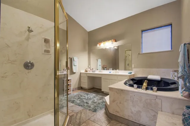 $1,200,000 | 416 Depot Street, Elgin, TX 78621