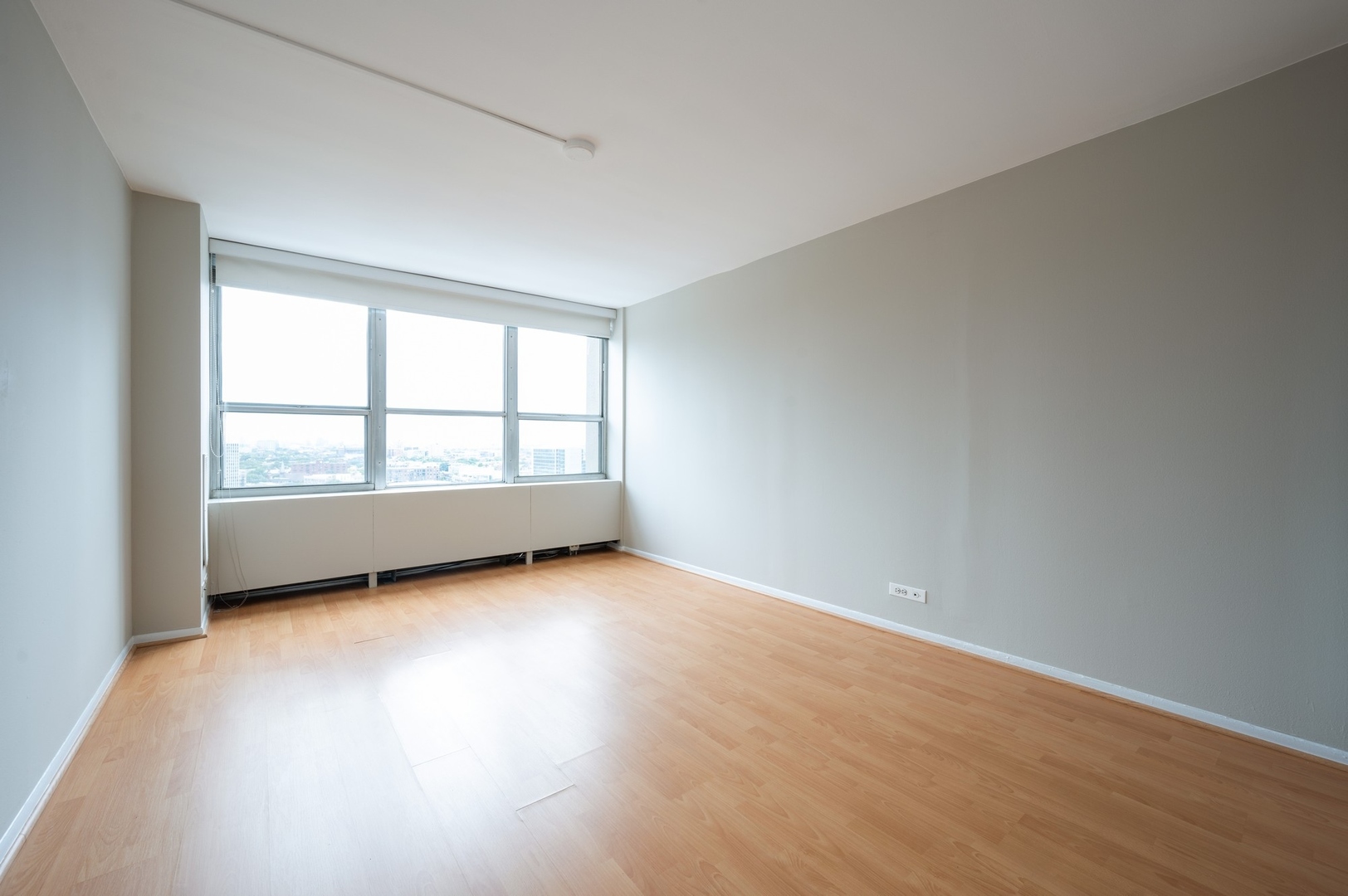 655 West Irving Park Road, Unit 1815 Chicago, IL 60613 - Photo 6 of 14