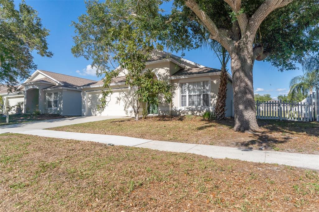 12907 Early Run Lane Riverview, FL 33578 - Photo 2 of 30