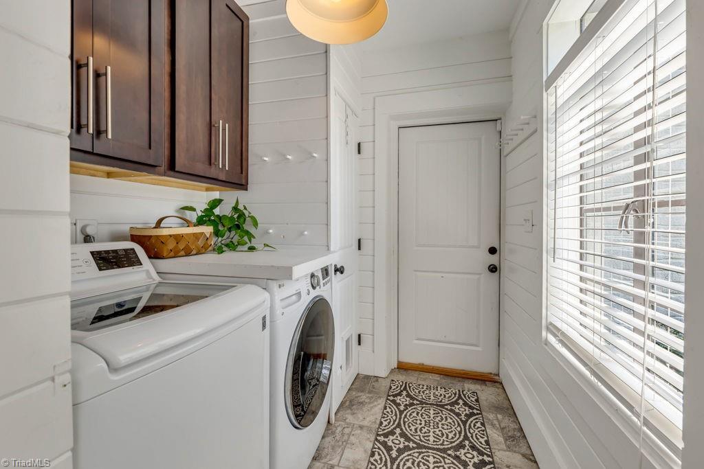 1019 Emery Circle High Point, NC 27262 - Photo 19 of 36 Great Laundry Area...door leads to garage