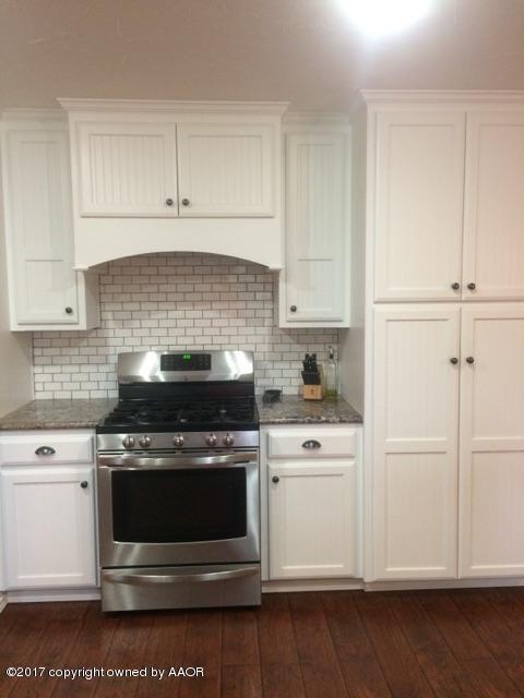 7107 Dreyfuss Road Amarillo, TX 79106 - Photo 3 of 12 dreup kitchen 2