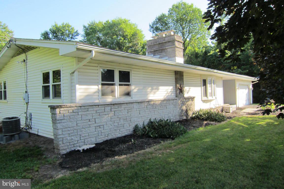 1097 Zeager Road Elizabethtown, PA 17022 - Photo 1 of 14 Gallery Image 1