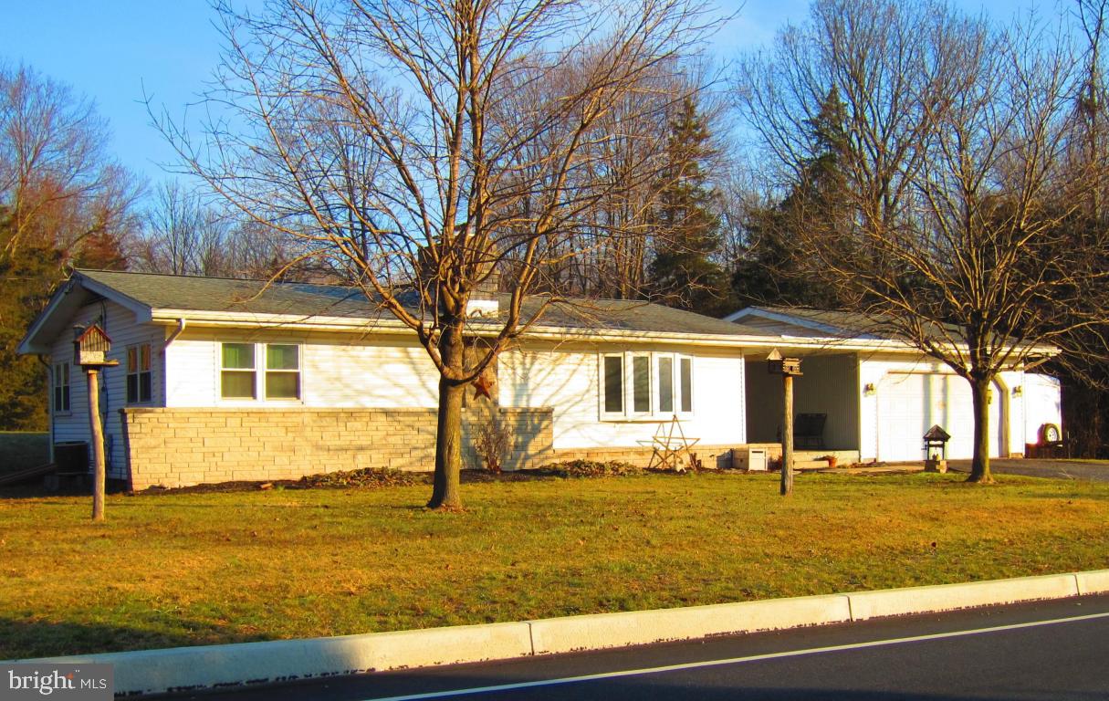 1097 Zeager Road Elizabethtown, PA 17022 - Photo 2 of 14 Gallery Image 2