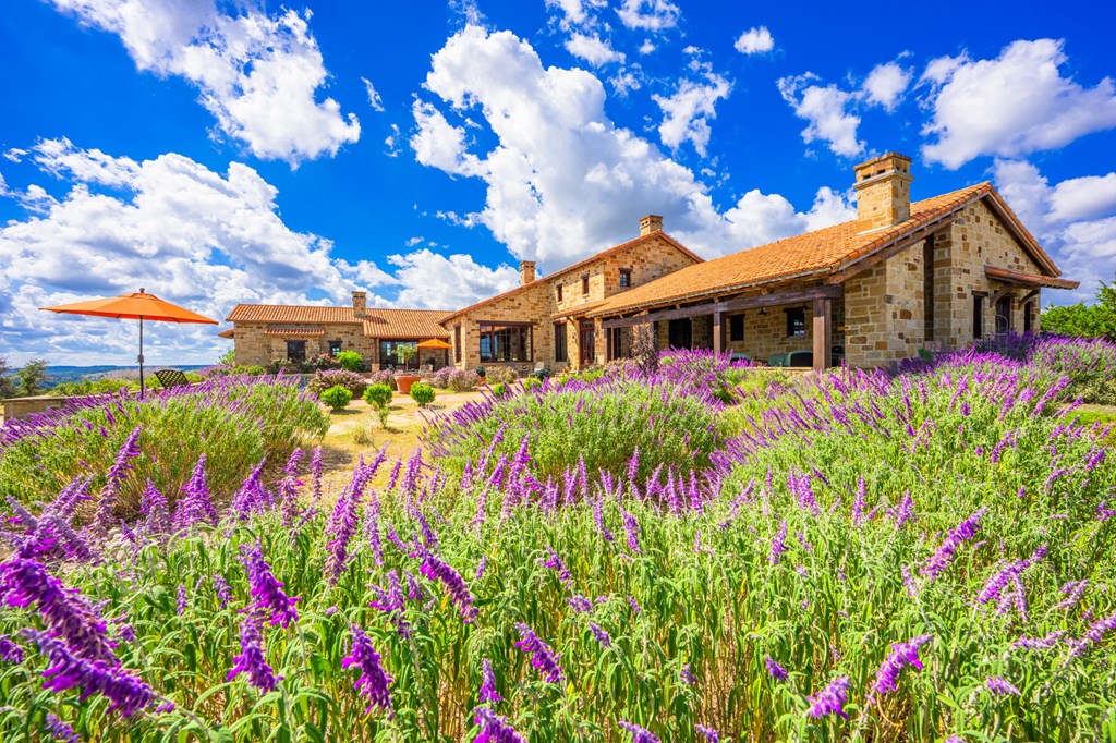 250 Hidden Hills Ranch Road East Kerrville, TX 78028 - Photo 75 of 107