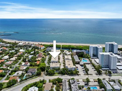 a picture of city view