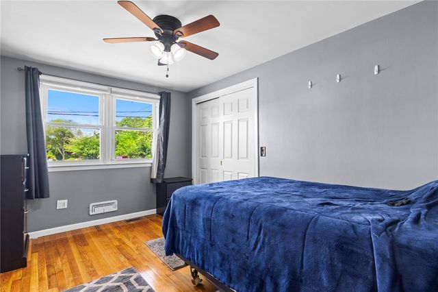 $350,000 | 794 Main Avenue, Warwick, RI 02886