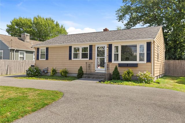 $350,000 | 794 Main Avenue, Warwick, RI 02886