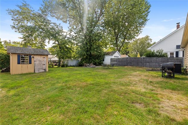 $350,000 | 794 Main Avenue, Warwick, RI 02886