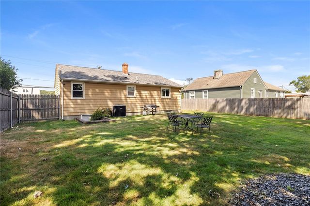 $350,000 | 794 Main Avenue, Warwick, RI 02886