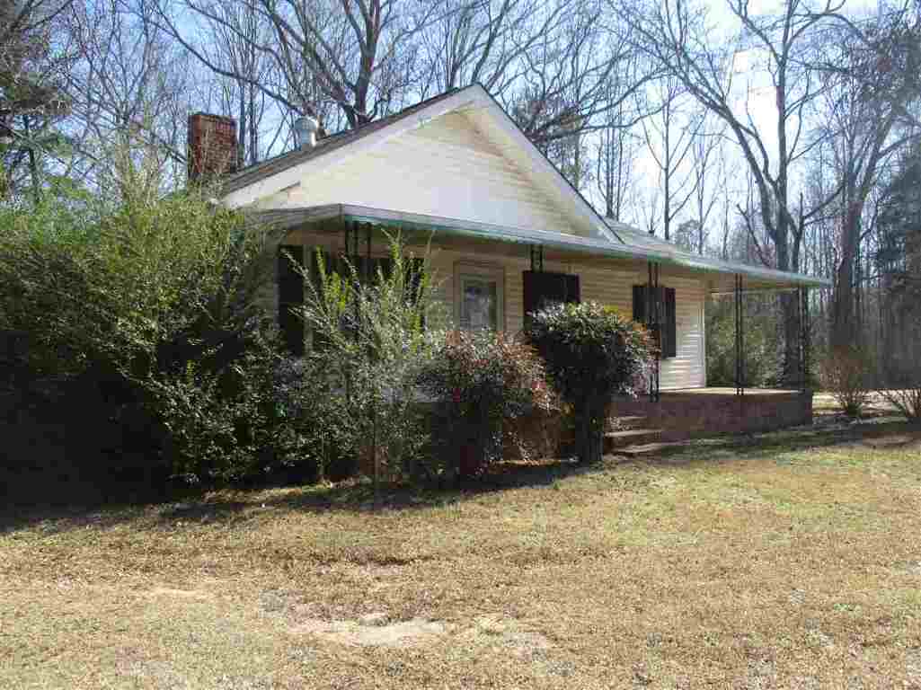 466 Eastview Road Pelzer, SC 29669 - Photo 3 of 14