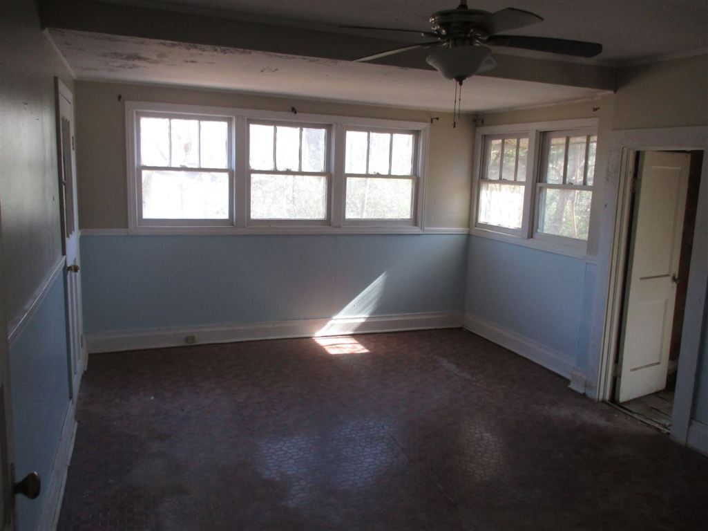 466 Eastview Road Pelzer, SC 29669 - Photo 8 of 14