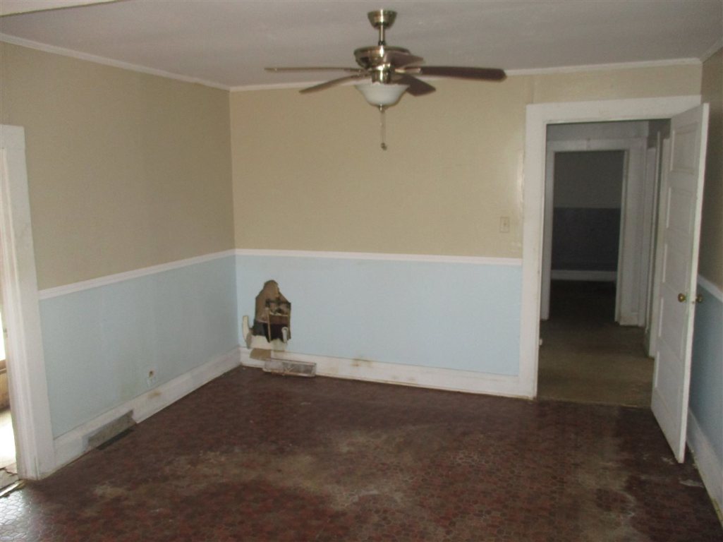 466 Eastview Road Pelzer, SC 29669 - Photo 9 of 14