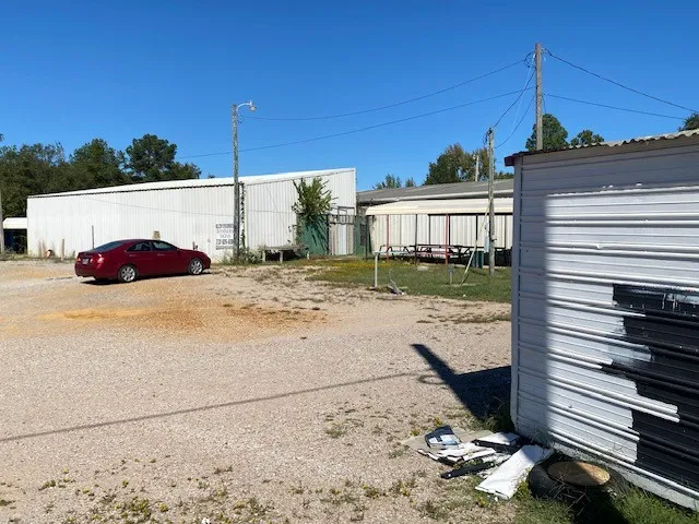 $540,000 | 3465 Highway 64, Crump, TN 38327