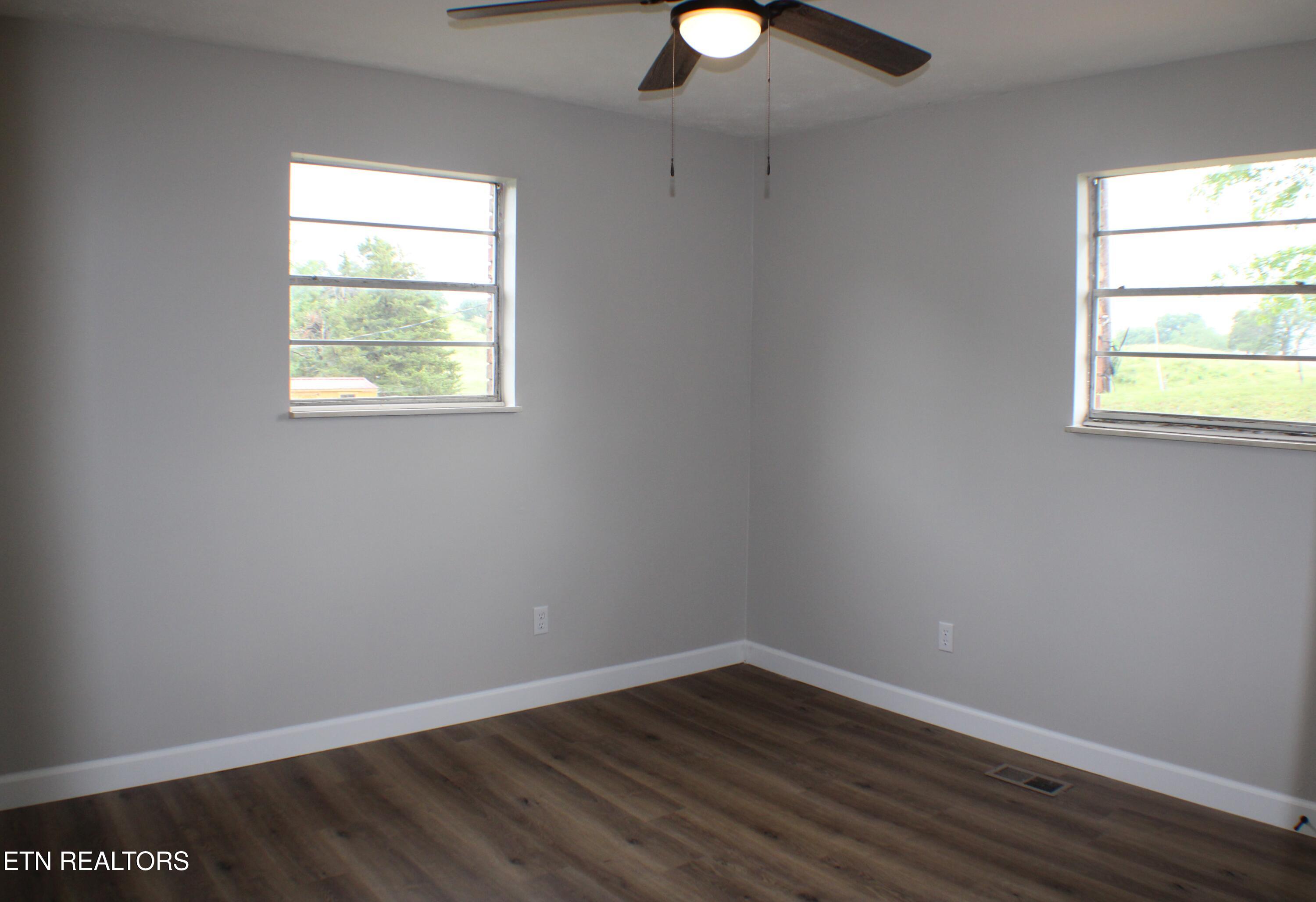 281 Parliament Road Harrogate, TN 37752 - Photo 20 of 38 Bedroom #4