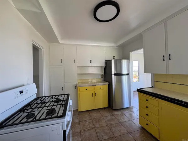 $7,995 | 4452 Orchard Avenue, San Diego, CA 92107