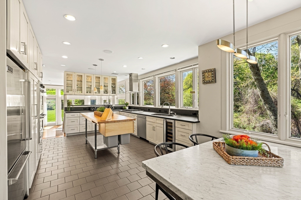 55 Stony Brook Road Marblehead, MA 01945 - Photo 17 of 41