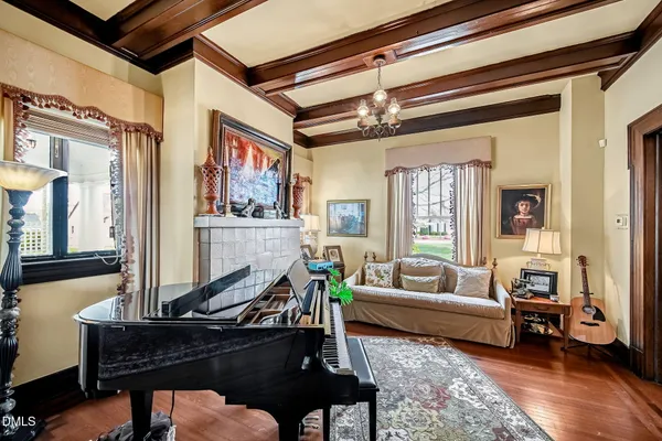 $1,190,000 | 309 West Divine Street, Dunn, NC 28334